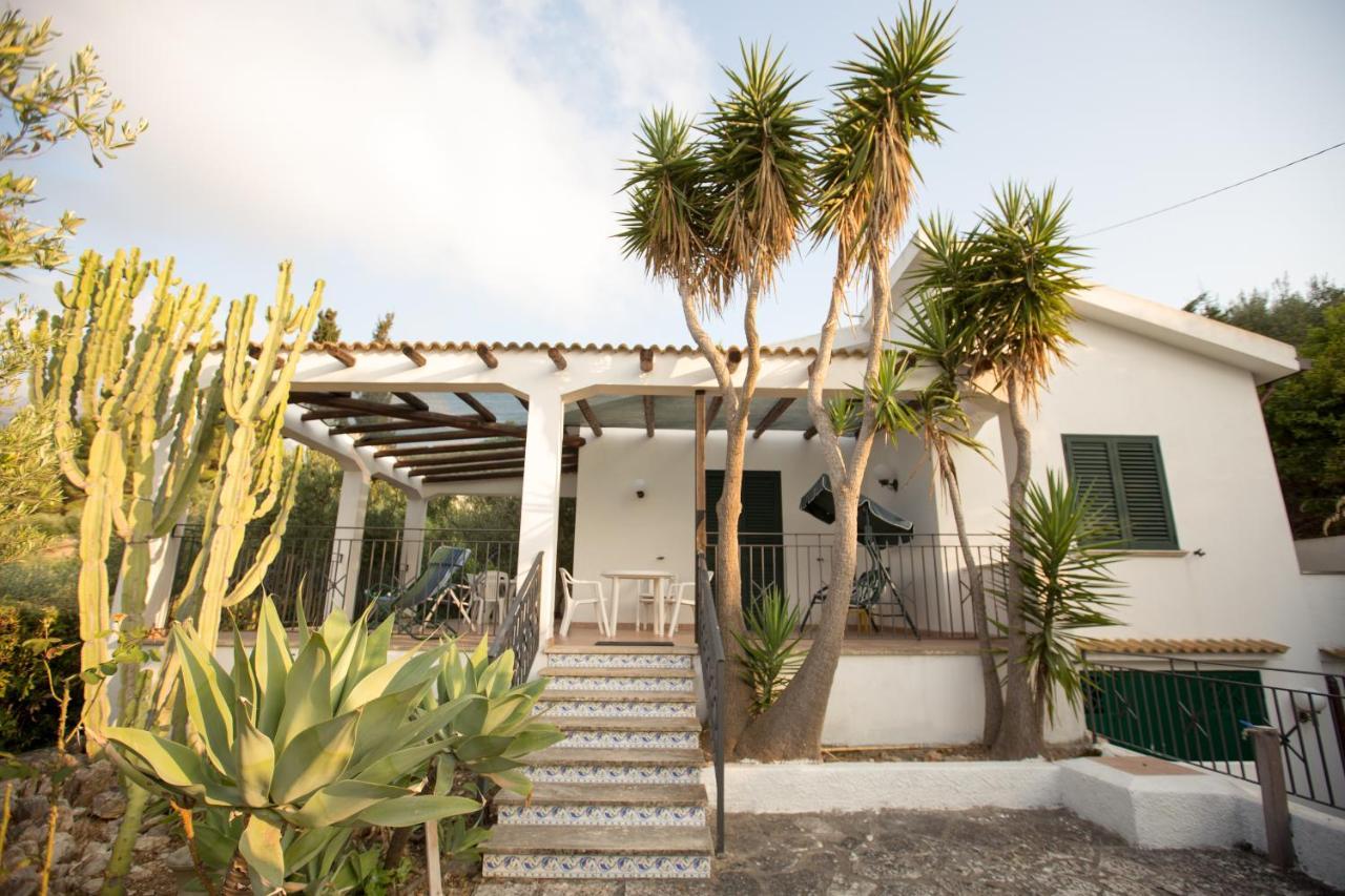 Villa Nadia Con Splendida Vista Mare Castellammare del Golfo Kültér fotó